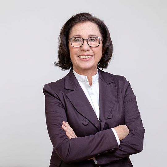 EVA GRUBER